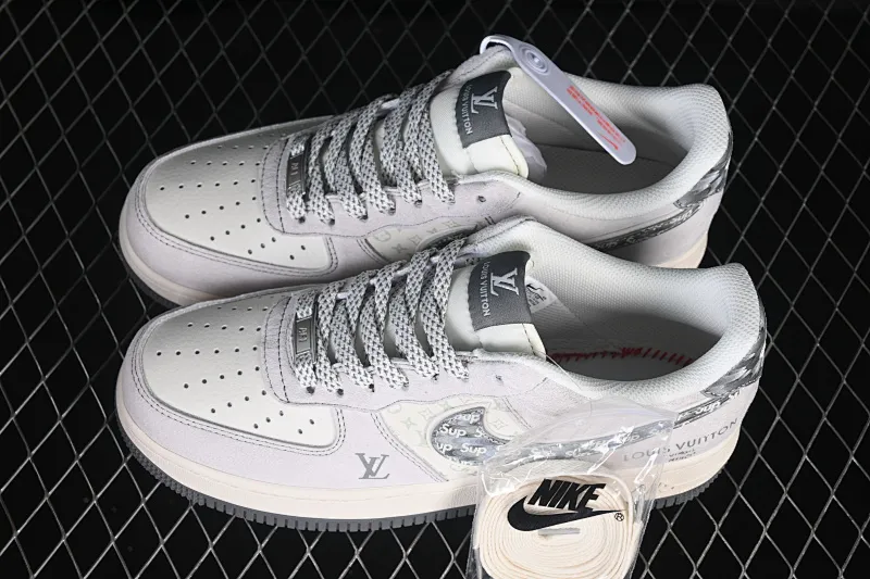 All categories Nk Air Force 1 Air Force series Nk Air Force 1 Low Air Force low-top Nike Air Force 1'07 Low joint model light gray frosted Air Force 1 low-top casual sneakers CX5050-Y48